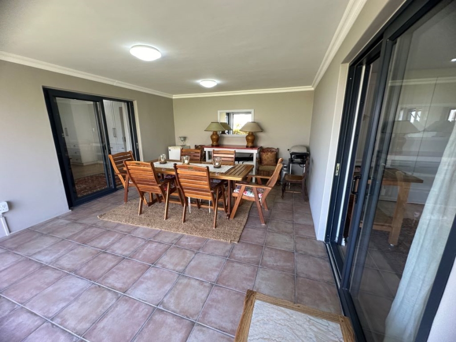 5 Bedroom Property for Sale in Myburgh Park Western Cape